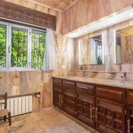 بيت للعطل Beachfront Andalusian *