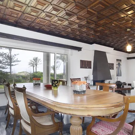 بيت للعطل Beachfront Andalusian *