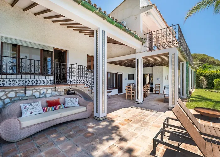 Prázdninový dům Beachfront Andalusian *